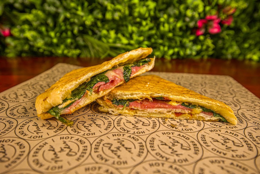 Garden Turkey Sandwich